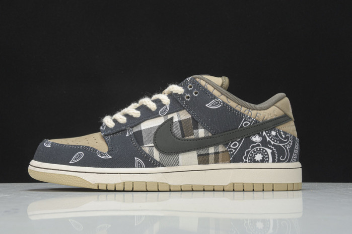 Nike SB Dunk Low Travis Scott CT5053-001
