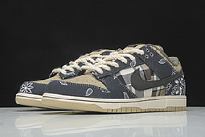Nike SB Dunk Low Travis Scott CT5053-001
