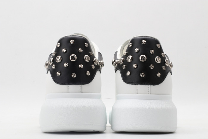 Alexander McQueen sneaker