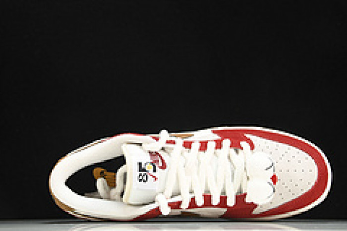 NK Dunk Low SE‘85’ DO9457-112