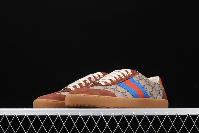 G*u*i sneaker