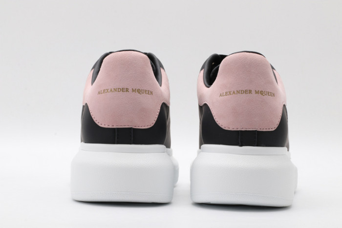 Alexander McQueen sneaker