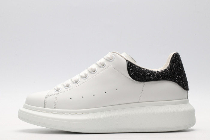 Alexander McQueen sneaker