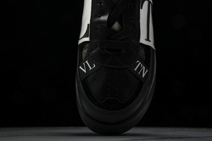 VALEN DESIGNER SNEAKERS