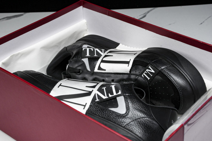 VALEN DESIGNER SNEAKERS