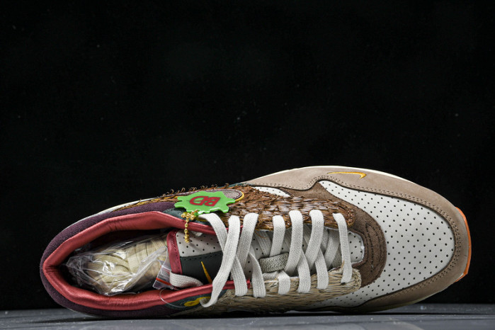 Division Street x Nike Air Max 1 "Oregon Ducks”  HQ2639-100