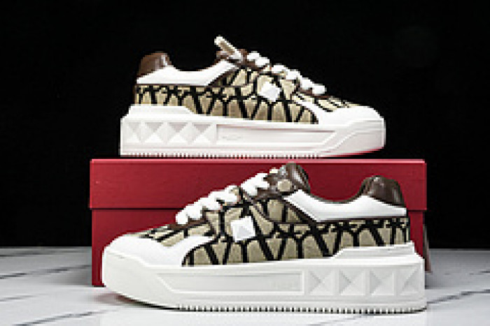VALEN DESIGNER SNEAKERS