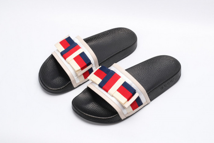 G DESIGNER SLIPPERS