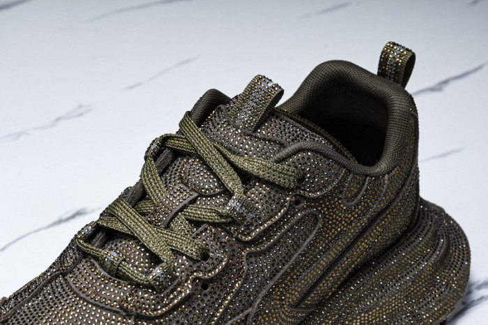 BLEN  Runner Sneaker