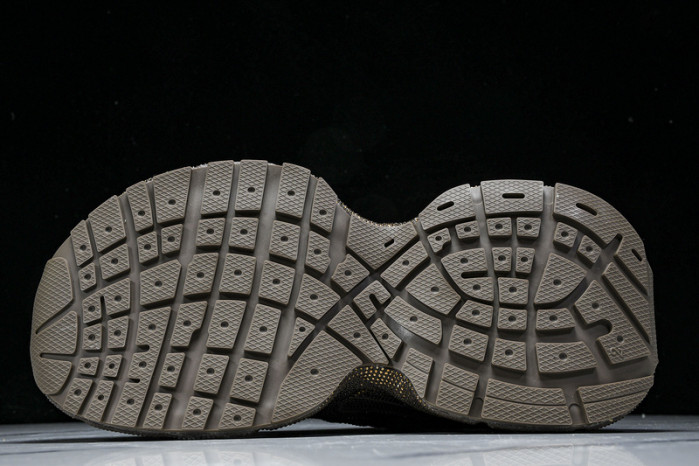 BLEN  Runner Sneaker