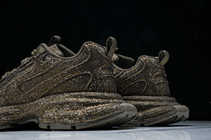 BLEN  Runner Sneaker