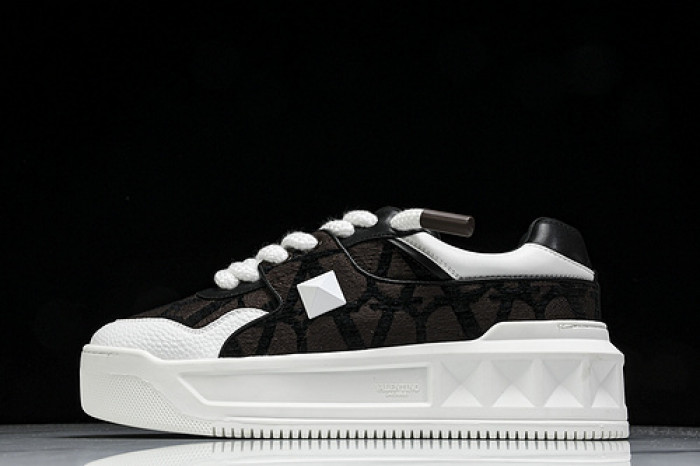 VALEN DESIGNER SNEAKERS