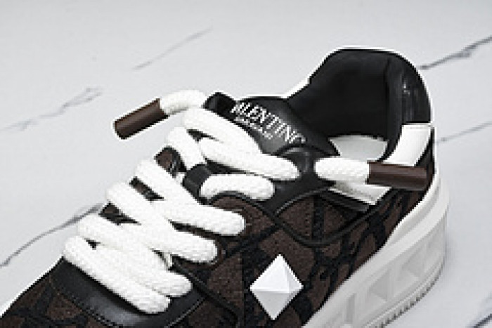 VALEN DESIGNER SNEAKERS