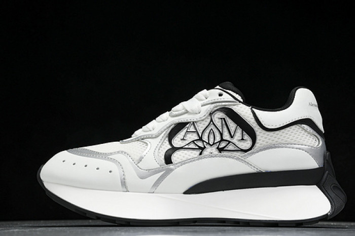 Alexander McQueen sneaker