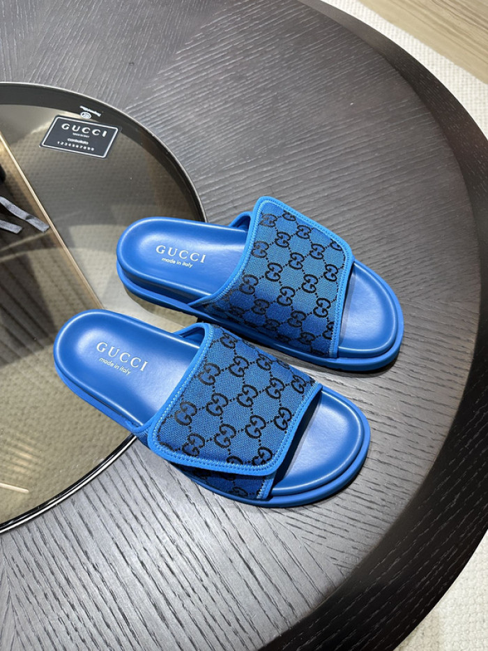 G DESIGNER SLIPPERS