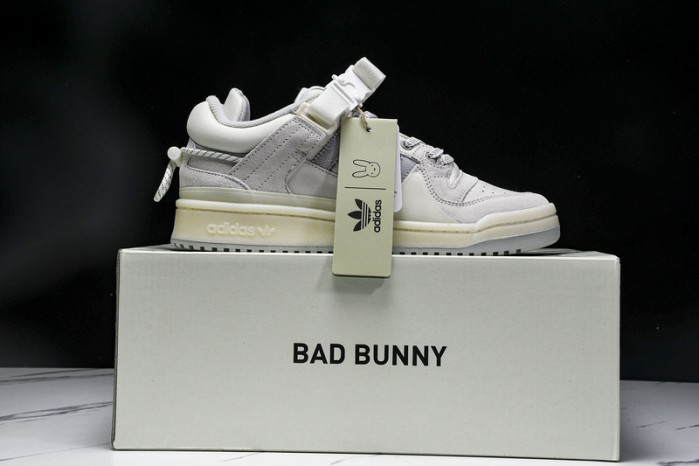 Bad Bunny Forum Low   HQ2153