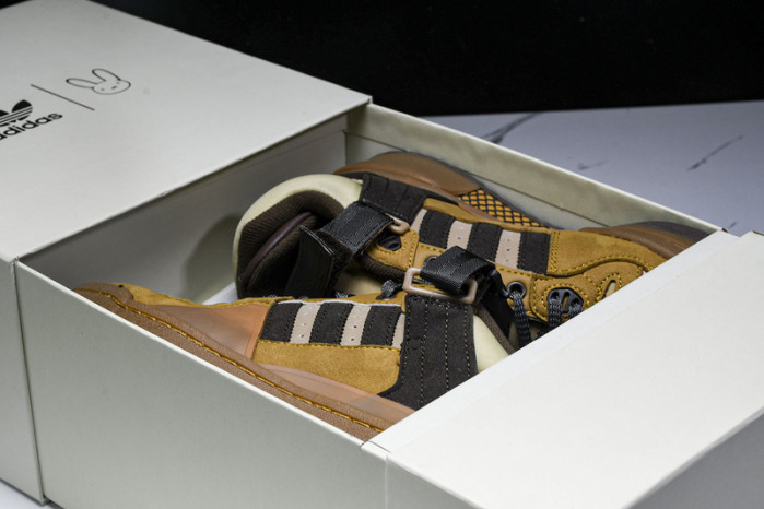 Bad Bunny Forum Low  GW0264