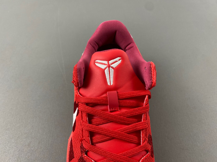 Nike Kobe 8 Pit  555035-602