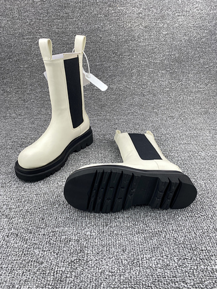 b0tte*a Ven*ta sneaker
