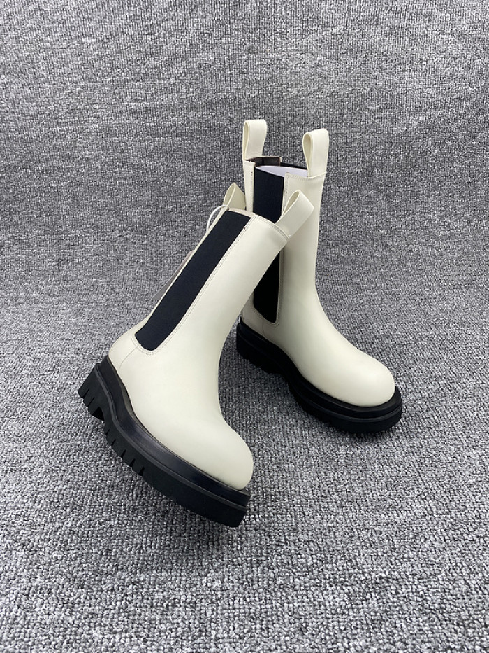 b0tte*a Ven*ta sneaker