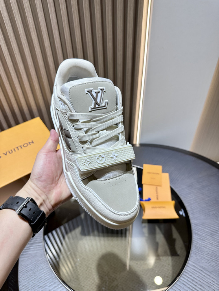 L&V SNEAKERS