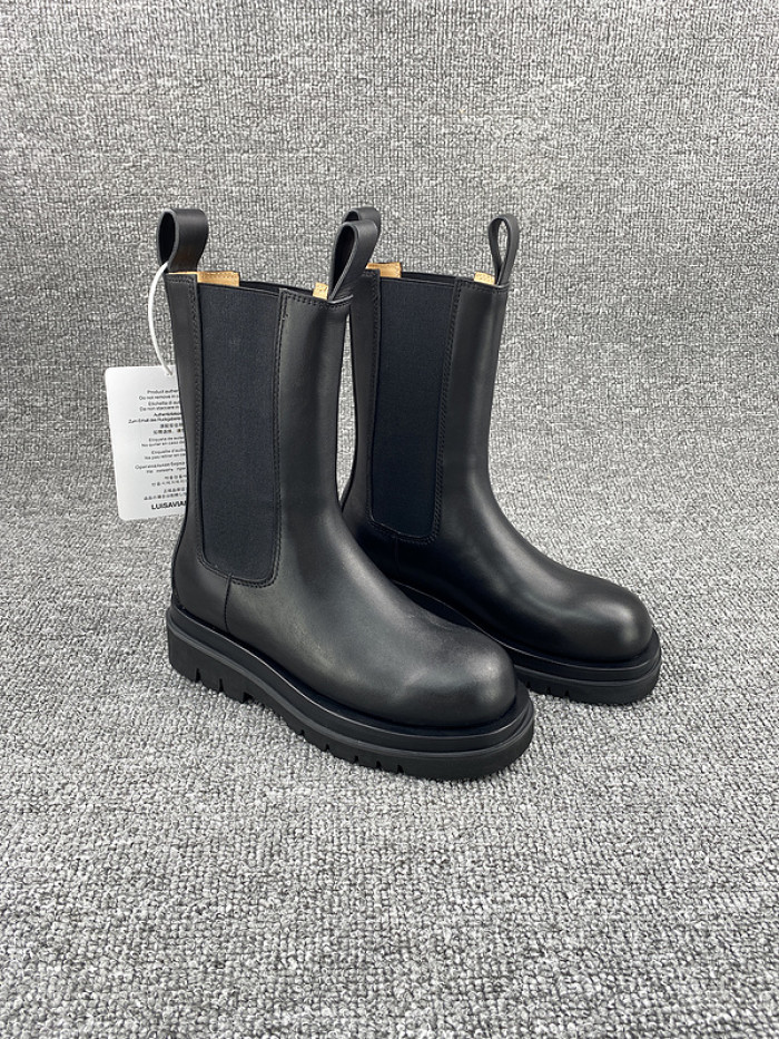 bo*te*ga Ve*ne*ta sneaker