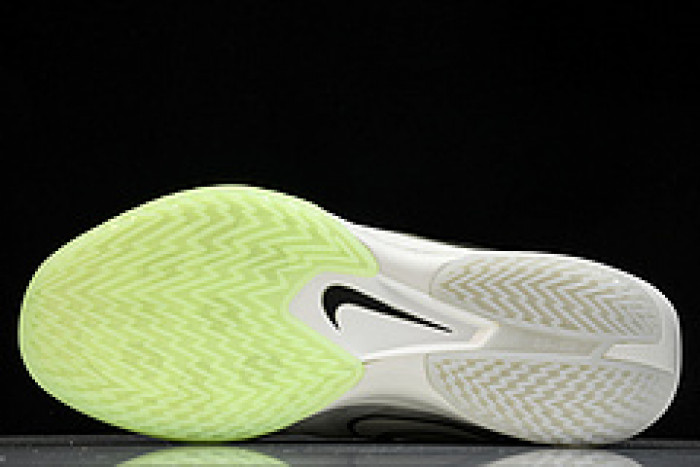 NIKE AIR ZOOM G.T.CUT 3 EP  DV2918 003