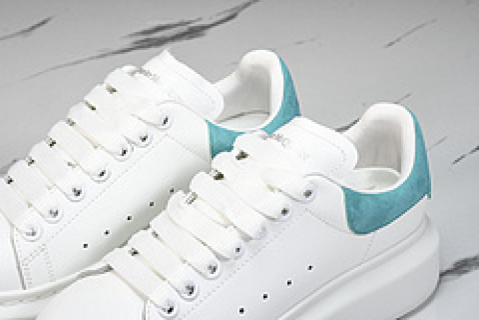 Alexander McQueen sneaker