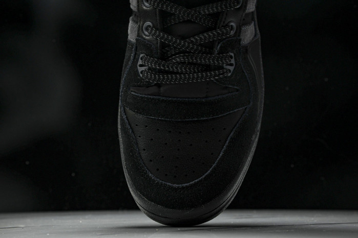 Bad Bunny Forum Low   GW5021