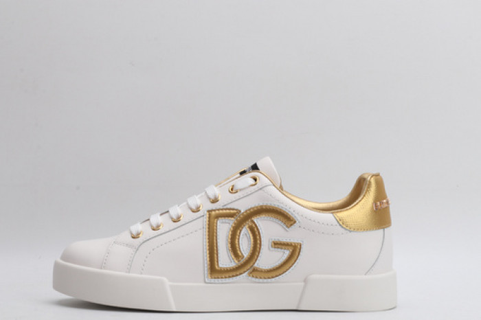 DG sneaker