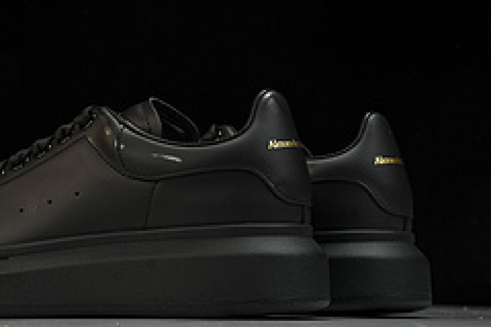 Alexander McQueen sneaker