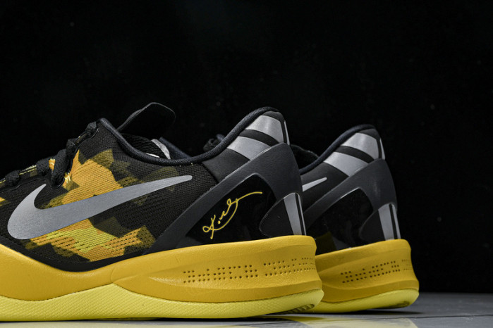 Nike KOBE 8 ZK8  555286-077