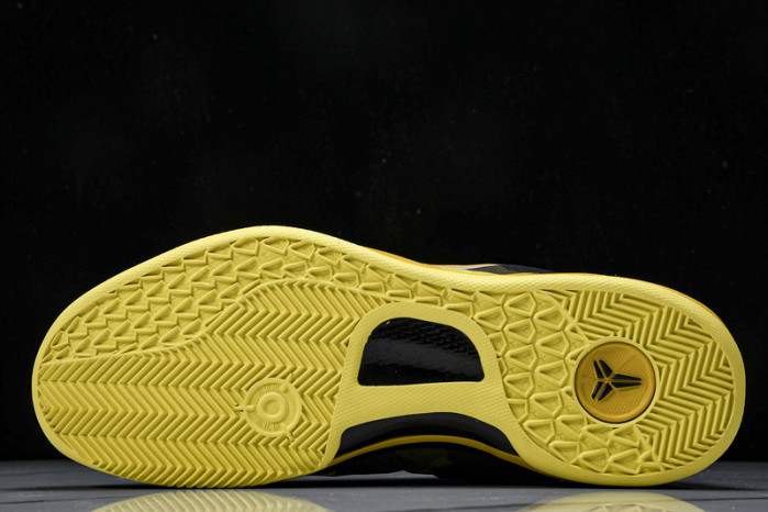 Nike KOBE 8 ZK8  555286-077