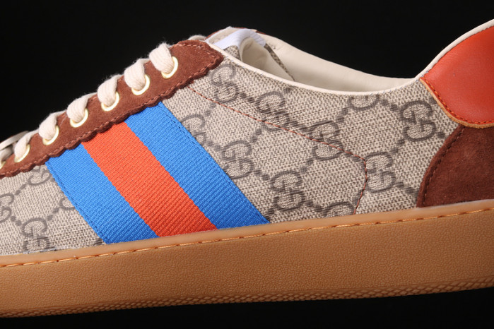 G*u*i sneaker
