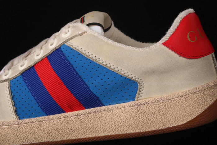 G*u*i sneaker