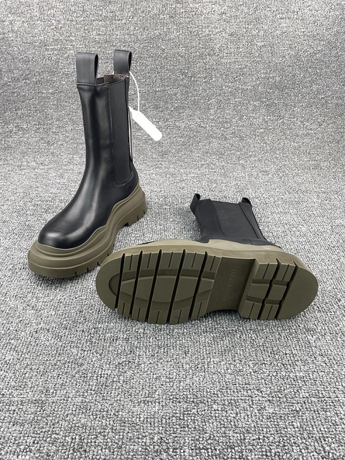 bo*te*ga Ve*ne*ta sneaker