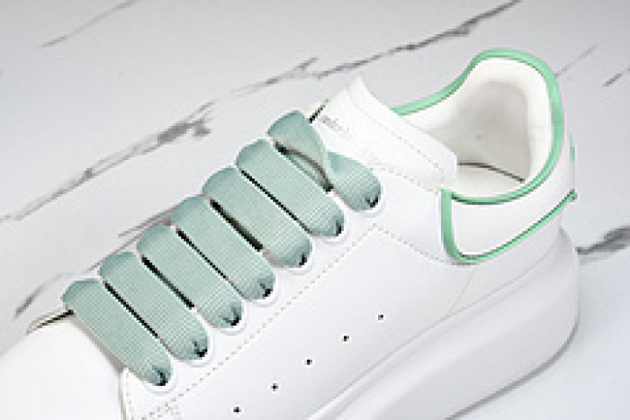 Alexander McQueen sneaker