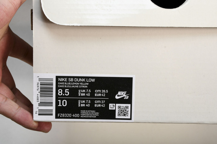 The Powerpuff Girls x NK Dunk SB Low  FZ8320-400