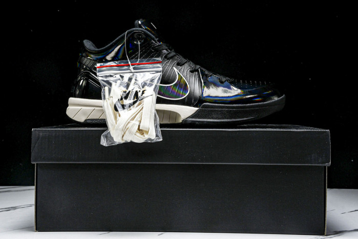 UNDEFEATED x Nike Kobe 4 Protro  CQ3869-001