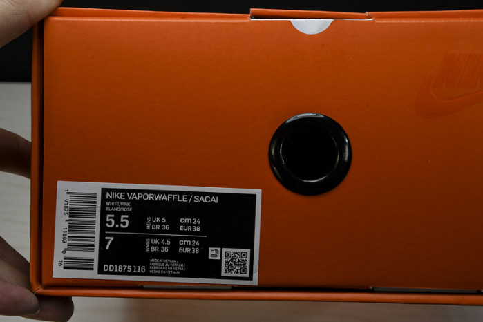 Sacai x Nk VaporWaffle 3.0   DD1875-116