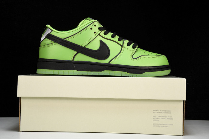 The Powerpuff Girls x NK Dunk SB Low  FZ8319-300