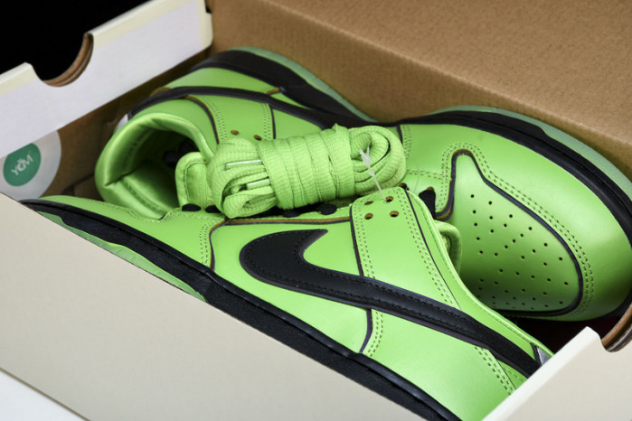 The Powerpuff Girls x NK Dunk SB Low  FZ8319-300