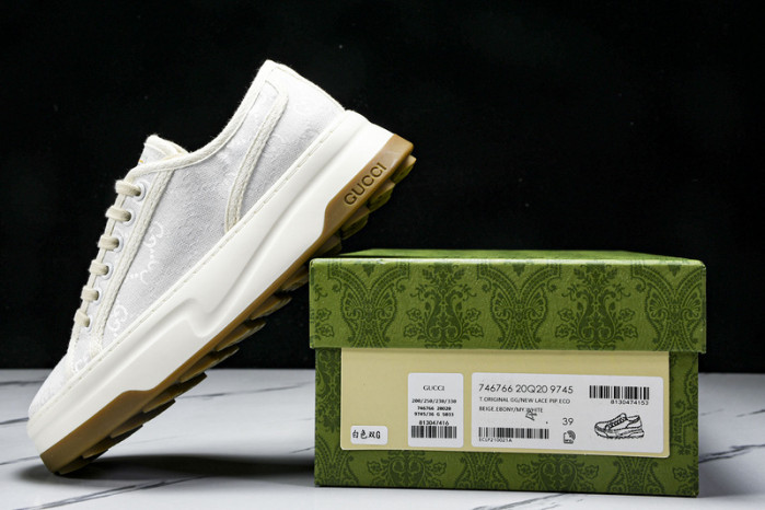 G*u*i sneaker