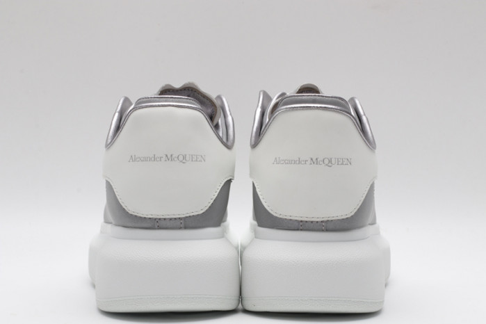 Alexander McQueen sneaker
