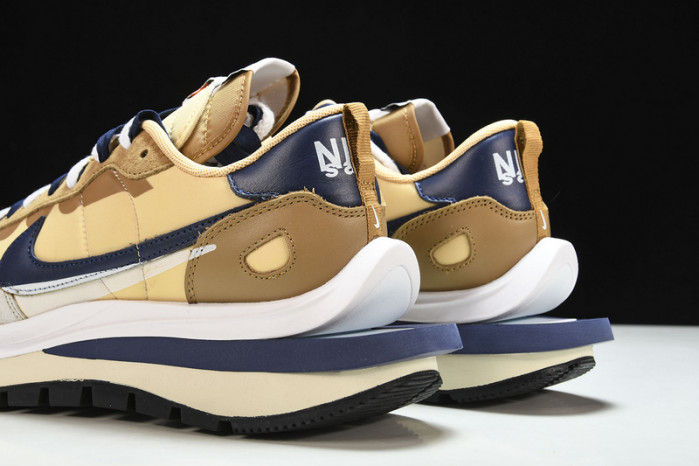 Nike Vaporwaffle sacai Sesame Blue Void-DD1875-200