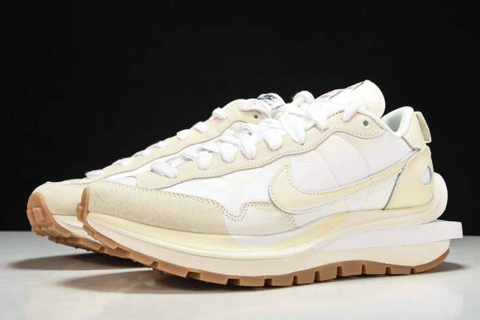 Nike Vaporwaffle Sacai Sail Gum - DD1875-100