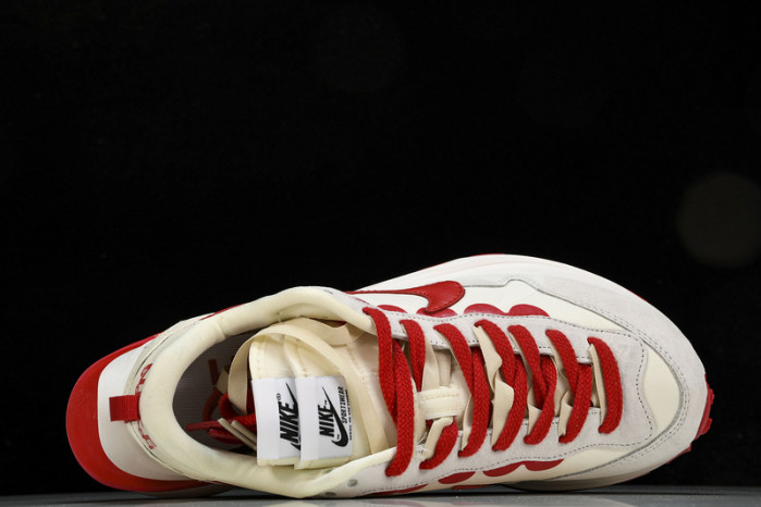 Sacai x Nk VaporWaffle 3.0   DD1875110
