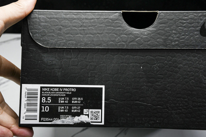 Nk Zoom Kobe IV ZK4  FQ3544-001