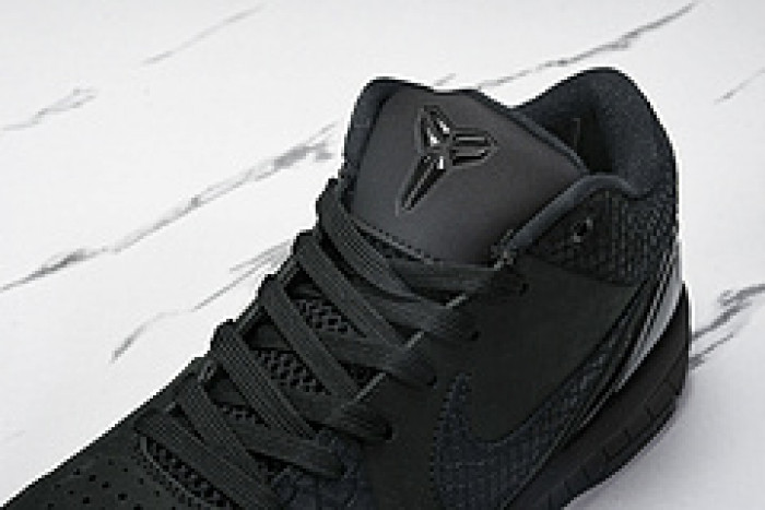 Nk Zoom Kobe IV ZK4  FQ3544-001