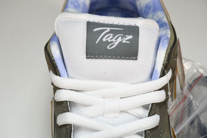 CONCEPTS x NK SB Dunk Low Pro OG QS  BV1310-105